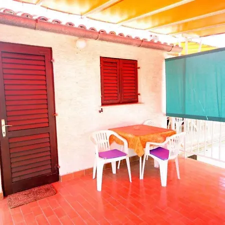 Two-bedroom In Xvi Malinska