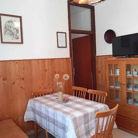 公寓 Two-bedroom In Xvi