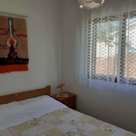 Two-bedroom In Xvi 公寓 马林斯卡