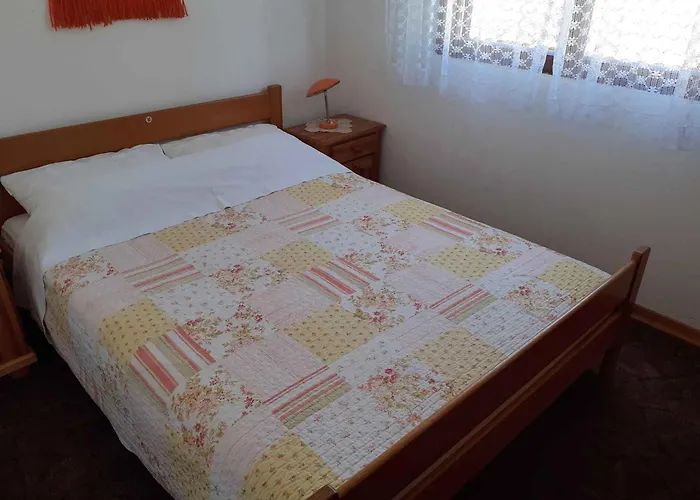 Two-bedroom In Xvi * 马林斯卡